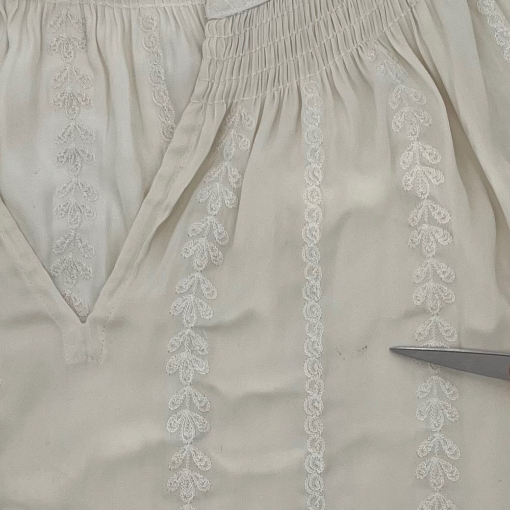 Lilly Pulitzer Women Embroidered Smocked Boho Peasant Blouse Size S Cream Resort - Picture 7 of 13